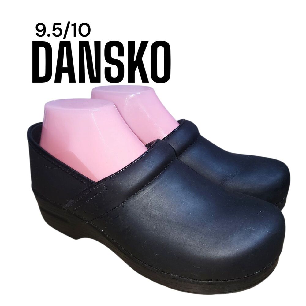 DANSKO 9.5/10 Matte Black Leather Pro RN DR CNA Caregiver Hospital Slip On Clogs